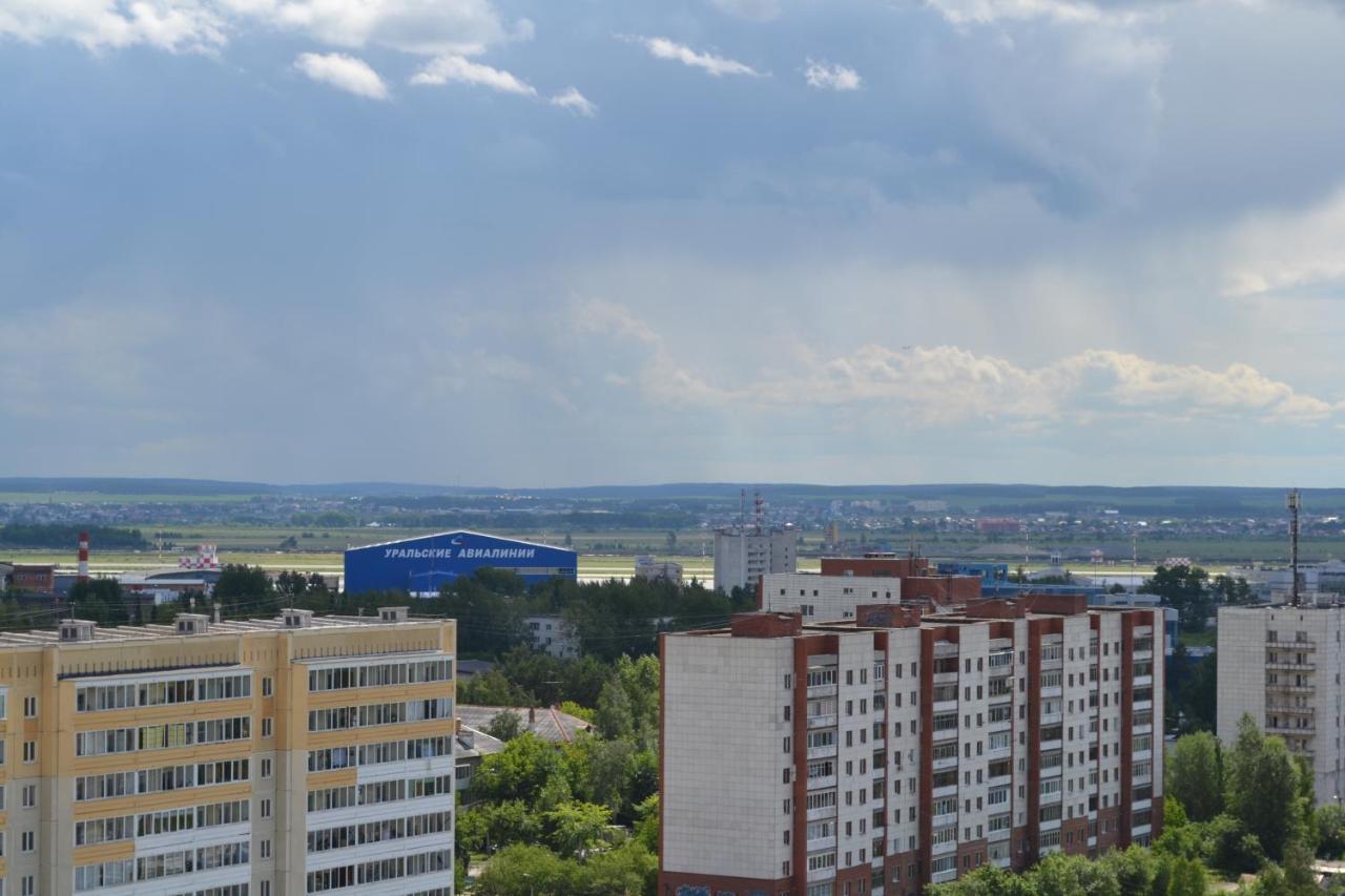 Apartment On Raketnaya 20 Koltsovo  Esterno foto